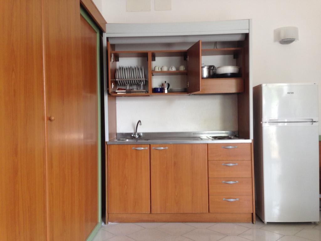 Hotel Villaggio Club Altalia Residence Brancaleone Oda fotoğraf